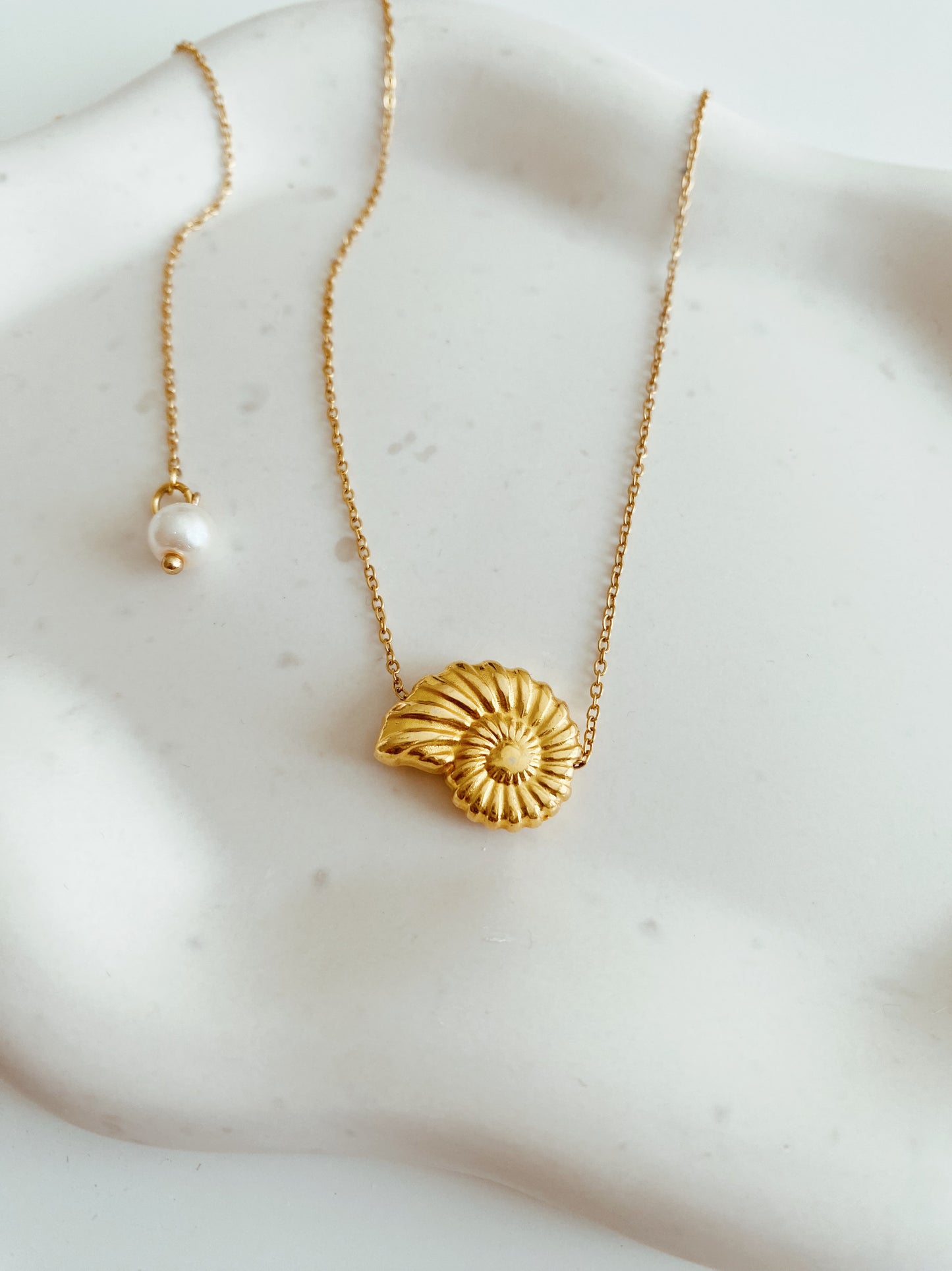 Collier Summer
