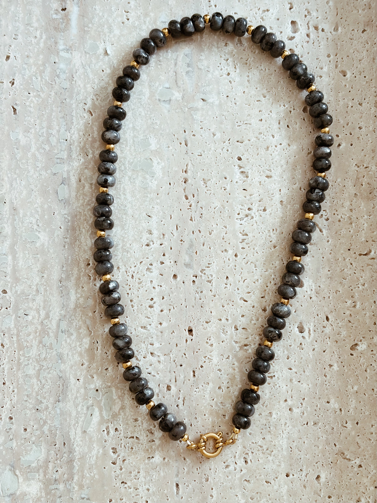 Collier Anna