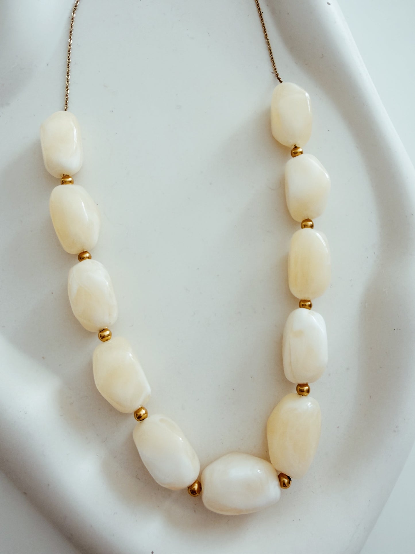 Collier Ava